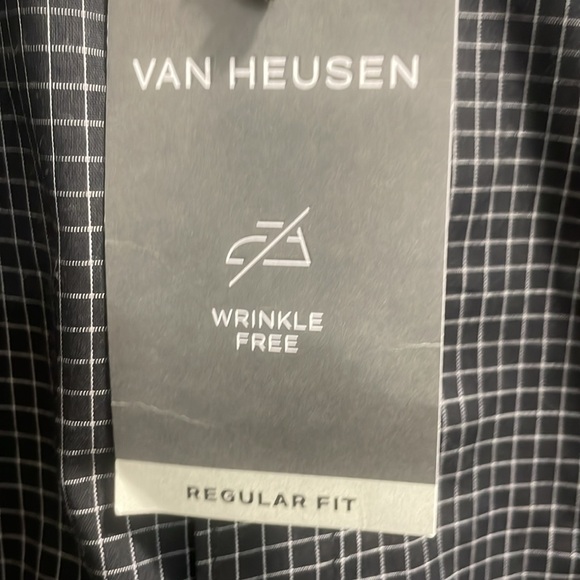 New Van Heusen Button Up Short Sleeved Men’s Size XXL. - Picture 3 of 8